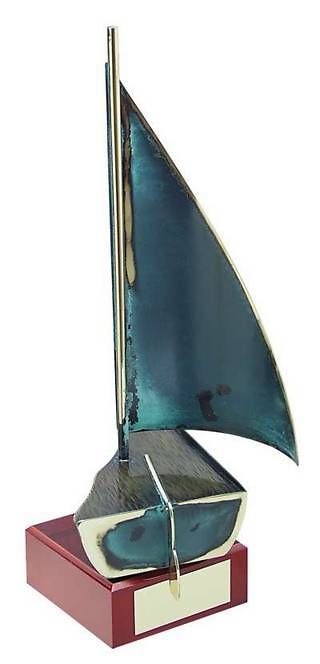 Trofeo vela oscuro 